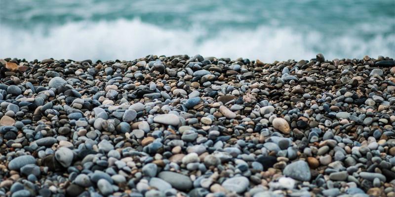 土耳其文化瑰宝：伊兹尼克瓷砖艺术的历史传承与当代复兴